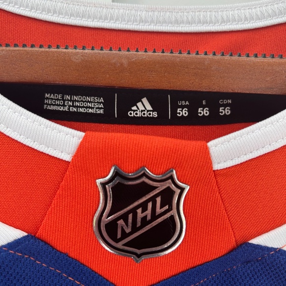 Official Edmonton Oilers Leon Draisaitl #29 NHL Jersey - Picture 7 of 9